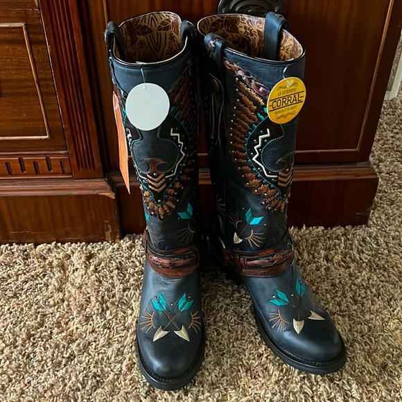 NWT Corral Biker Boots - Picture 5 of 6